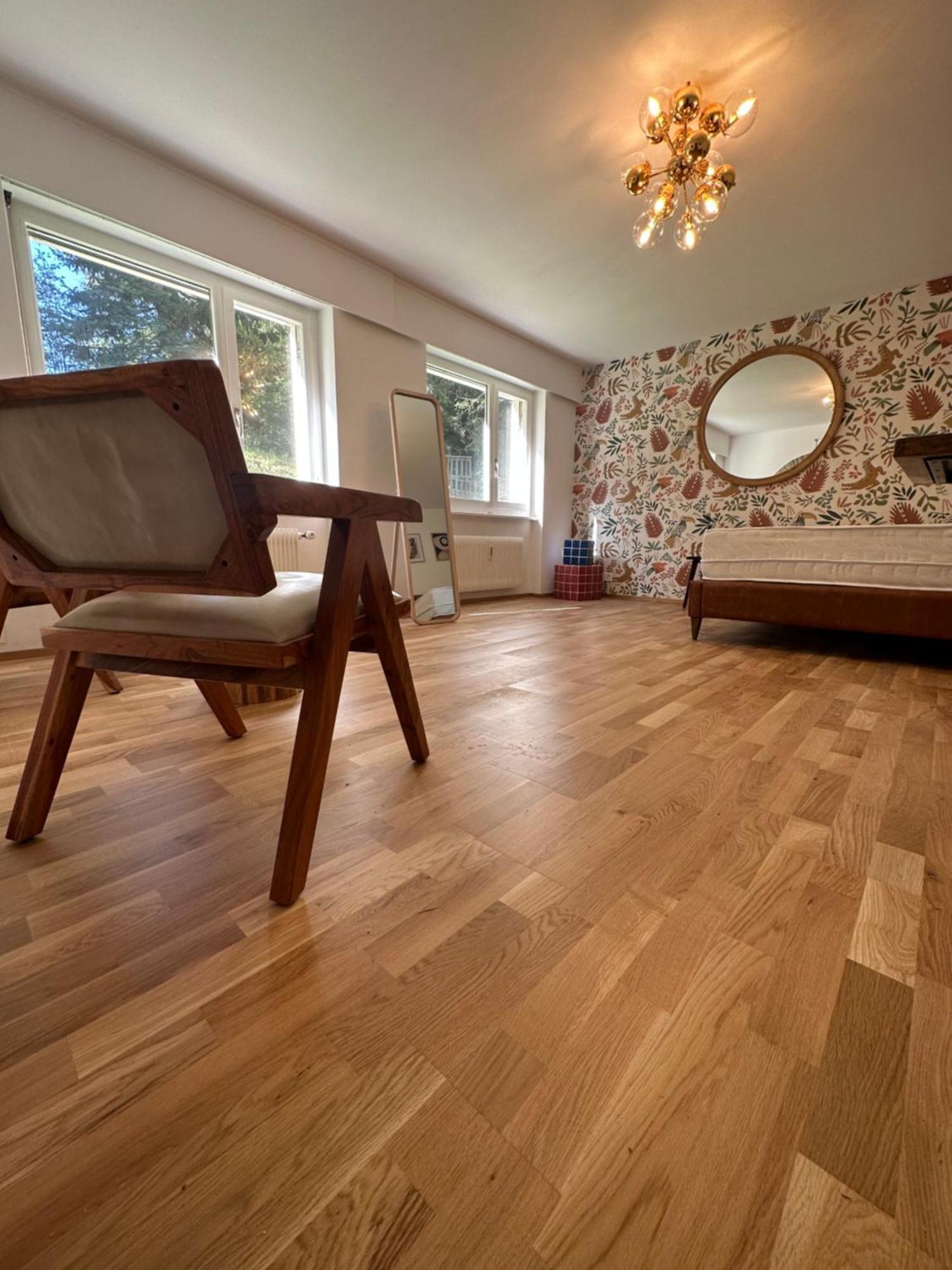 Cozy Central Apartment At A Special Price! Κρανς Μοντάνα Εξωτερικό φωτογραφία