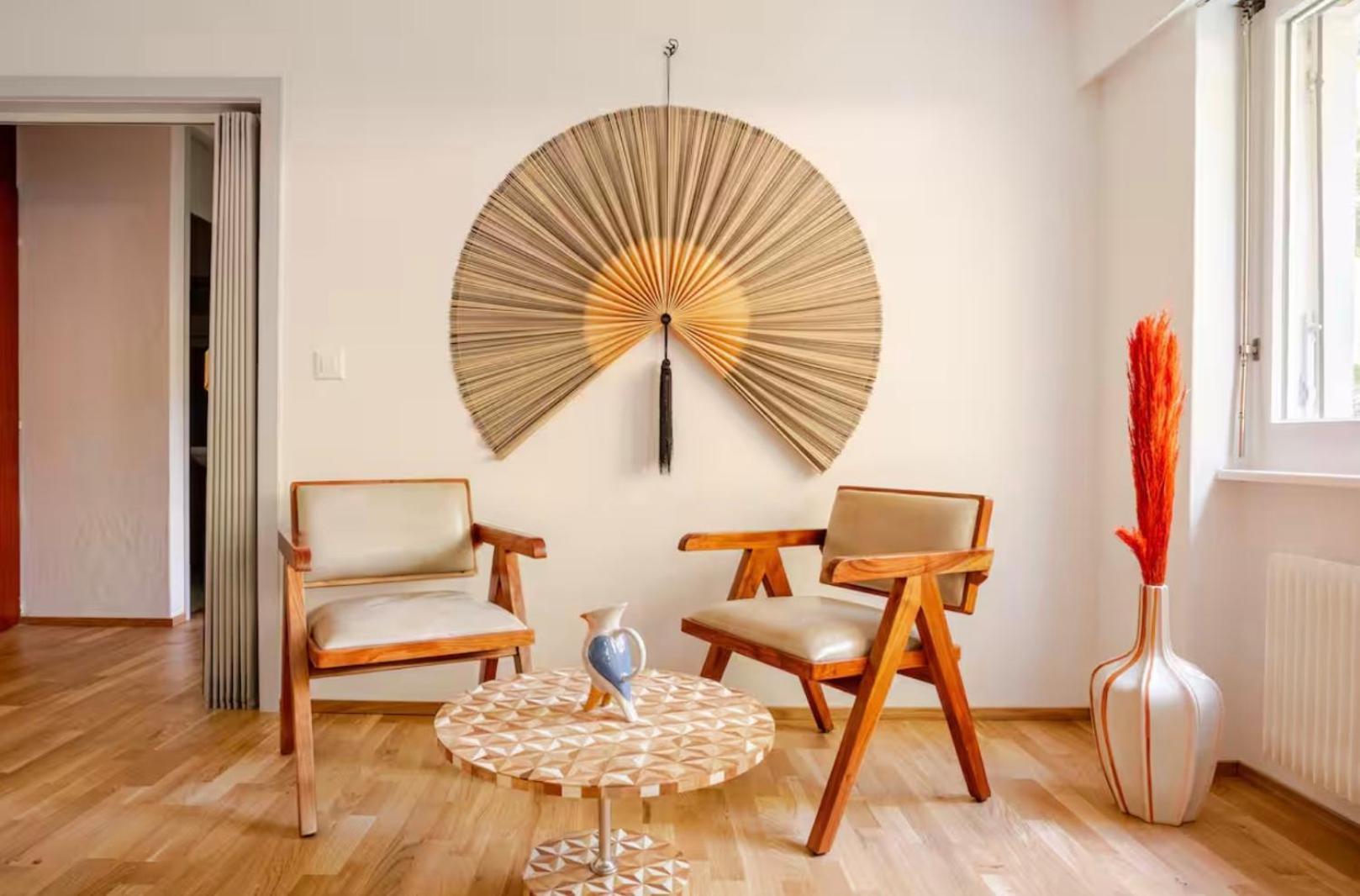 Cozy Central Apartment At A Special Price! Κρανς Μοντάνα Εξωτερικό φωτογραφία